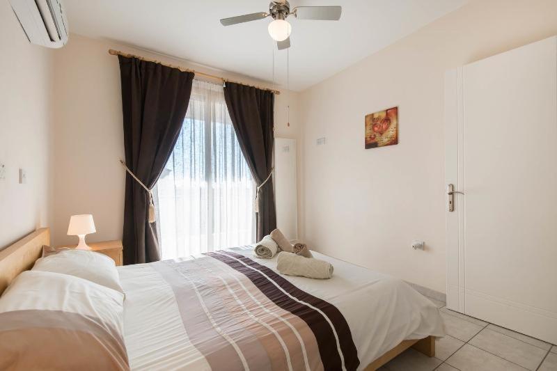 Appartement Royal Seacrest à Paphos Extérieur photo